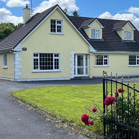 Oughterard Homeshare Killarone エクステリア 写真